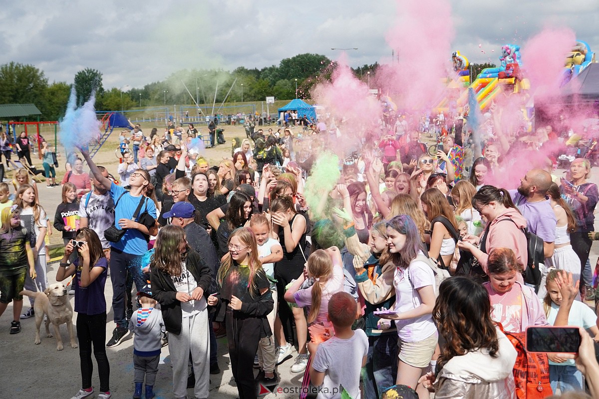 Holi Święto Kolorów na plaży miejskiej w Ostrołęce [17.06.2023] - zdjęcie #50 - eOstroleka.pl