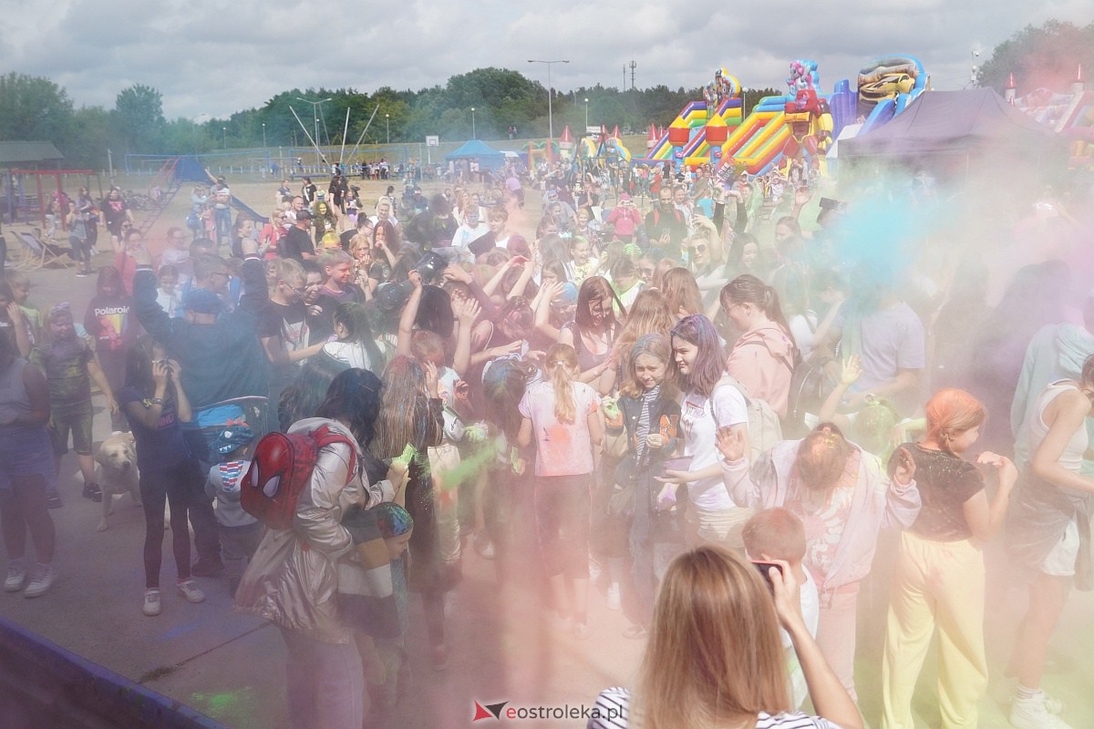 Holi Święto Kolorów na plaży miejskiej w Ostrołęce [17.06.2023] - zdjęcie #41 - eOstroleka.pl