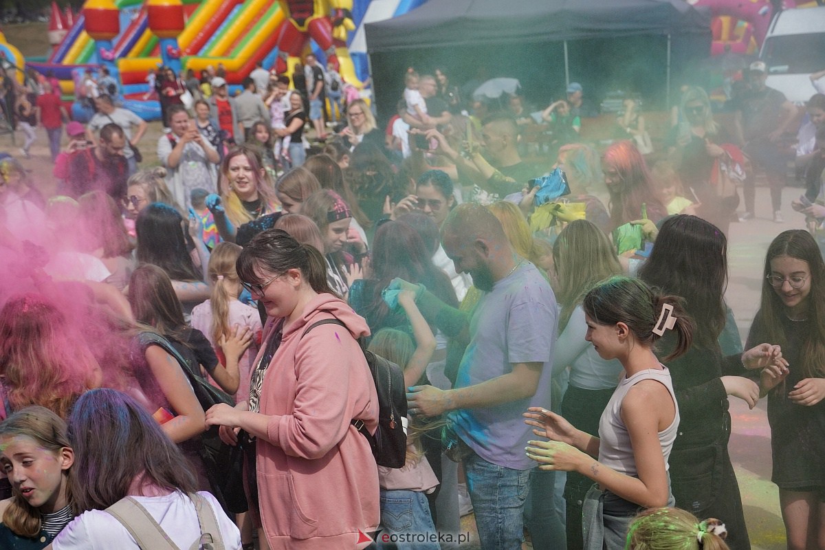 Holi Święto Kolorów na plaży miejskiej w Ostrołęce [17.06.2023] - zdjęcie #27 - eOstroleka.pl