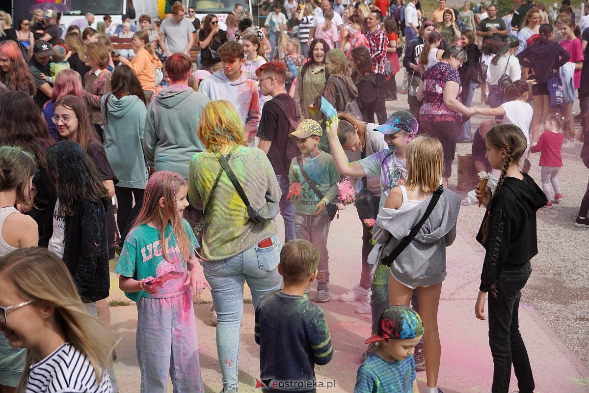 Holi Święto Kolorów na plaży miejskiej w Ostrołęce [17.06.2023] - zdjęcie #12 - eOstroleka.pl