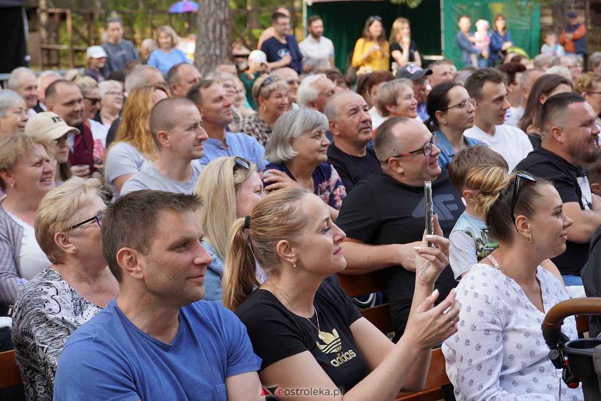 Wesele Kurpiowskie 2023: Występy zespołów ludowych z regionu, Litwy oraz Bośni i Hercegowiny [17.06.2023] - zdjęcie #149 - eOstroleka.pl