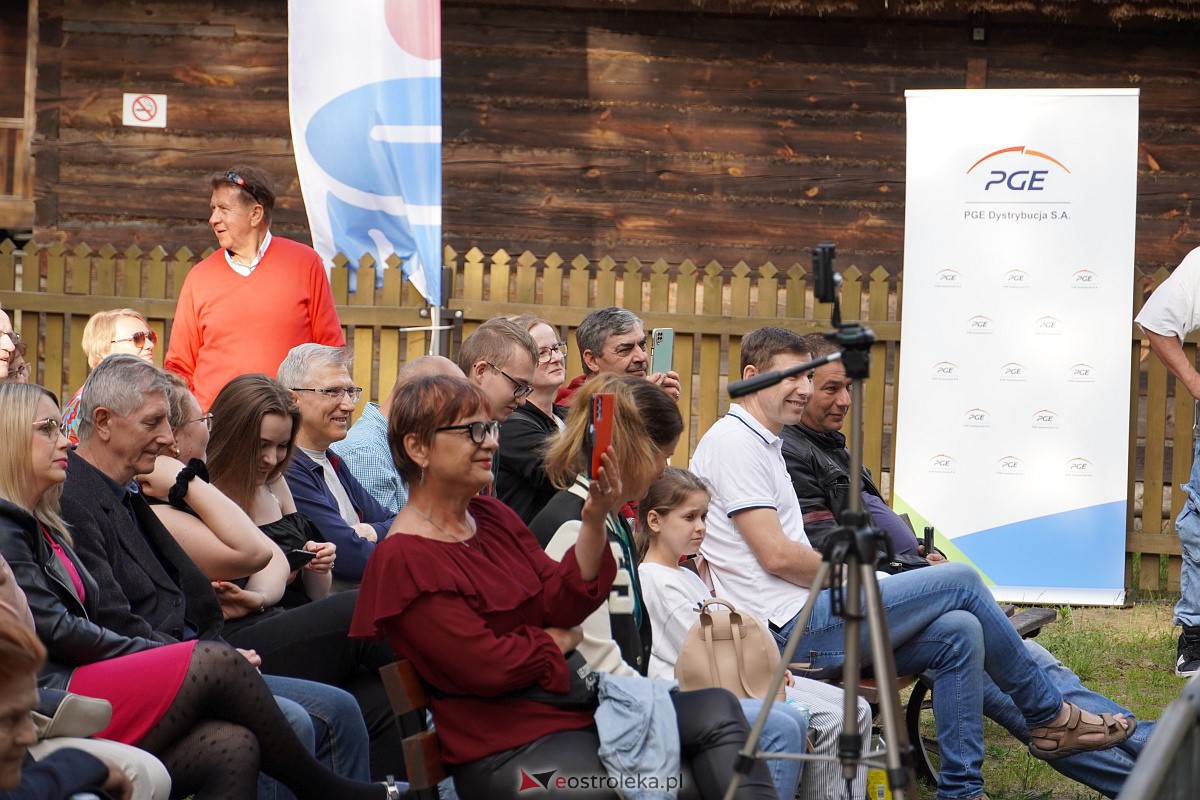 Wesele Kurpiowskie 2023: Występy zespołów ludowych z regionu, Litwy oraz Bośni i Hercegowiny [17.06.2023] - zdjęcie #141 - eOstroleka.pl