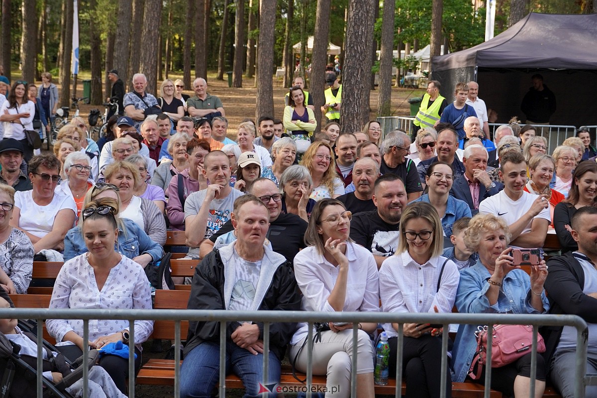 Wesele Kurpiowskie 2023: Występy zespołów ludowych z regionu, Litwy oraz Bośni i Hercegowiny [17.06.2023] - zdjęcie #122 - eOstroleka.pl