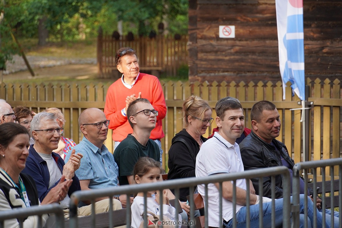 Wesele Kurpiowskie 2023: Występy zespołów ludowych z regionu, Litwy oraz Bośni i Hercegowiny [17.06.2023] - zdjęcie #119 - eOstroleka.pl