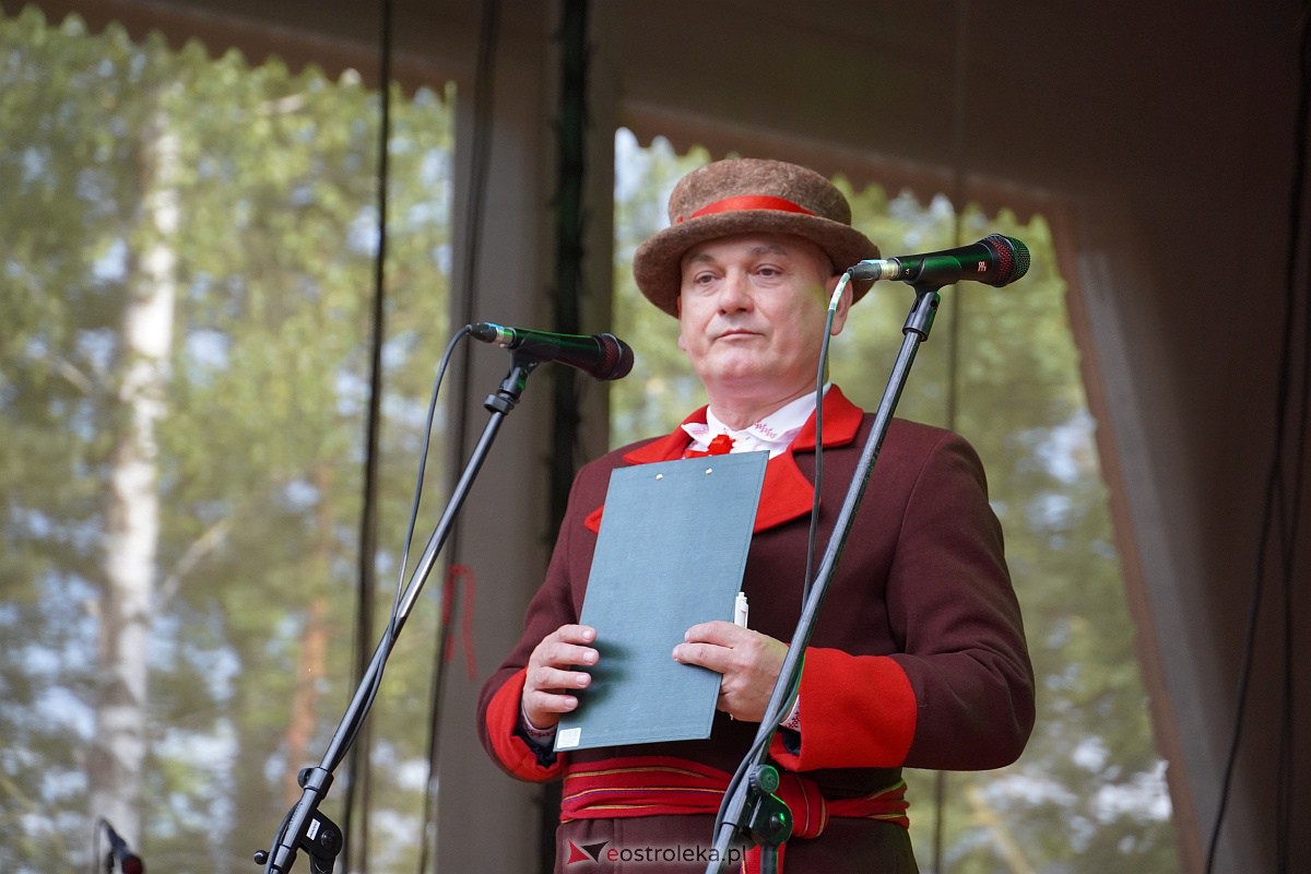 Wesele Kurpiowskie 2023: Występy zespołów ludowych z regionu, Litwy oraz Bośni i Hercegowiny [17.06.2023] - zdjęcie #108 - eOstroleka.pl