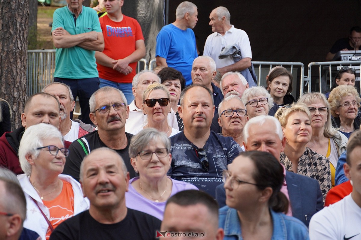Wesele Kurpiowskie 2023: Występy zespołów ludowych z regionu, Litwy oraz Bośni i Hercegowiny [17.06.2023] - zdjęcie #101 - eOstroleka.pl