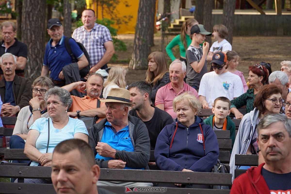 Wesele Kurpiowskie 2023: Występy zespołów ludowych z regionu, Litwy oraz Bośni i Hercegowiny [17.06.2023] - zdjęcie #98 - eOstroleka.pl