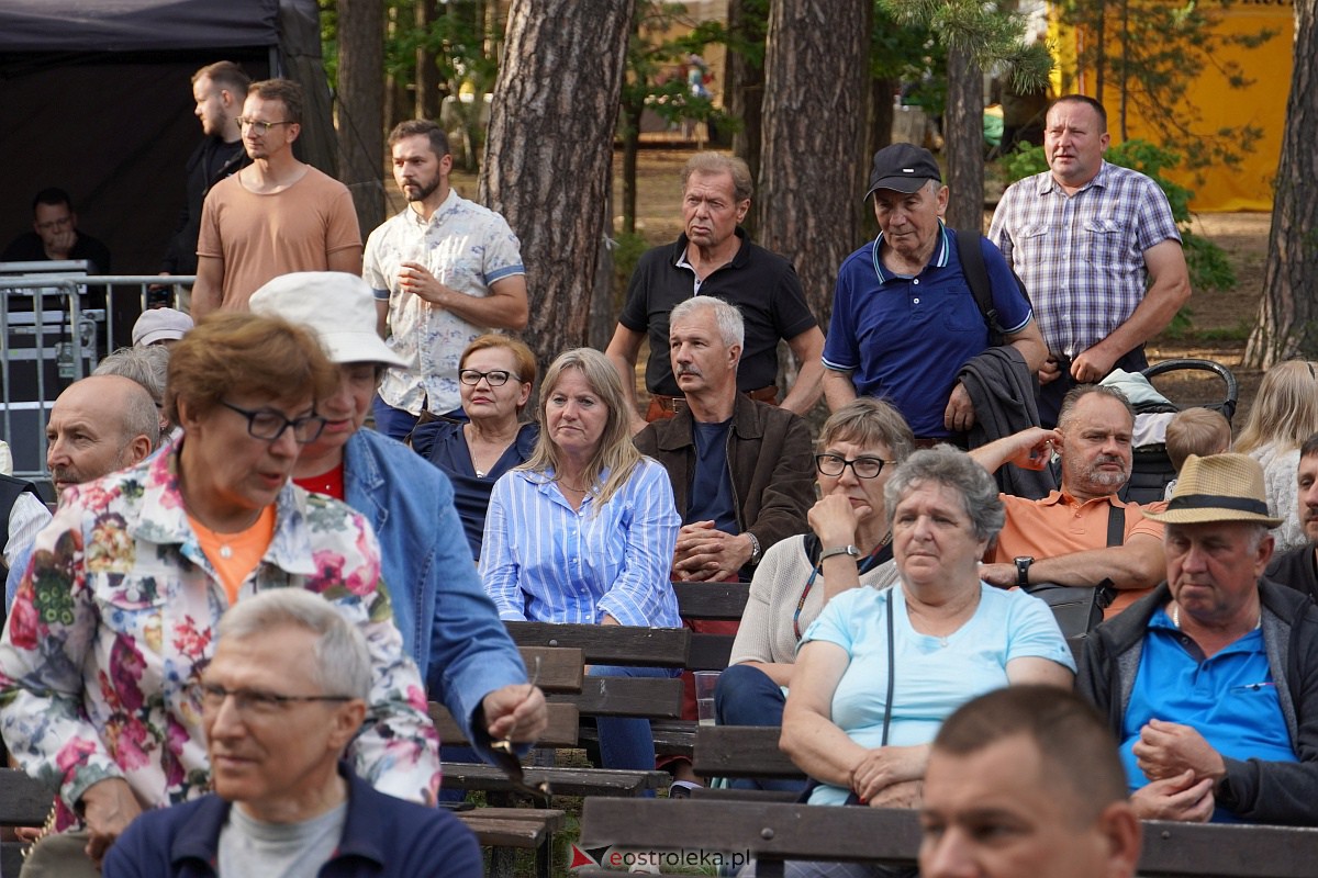 Wesele Kurpiowskie 2023: Występy zespołów ludowych z regionu, Litwy oraz Bośni i Hercegowiny [17.06.2023] - zdjęcie #97 - eOstroleka.pl