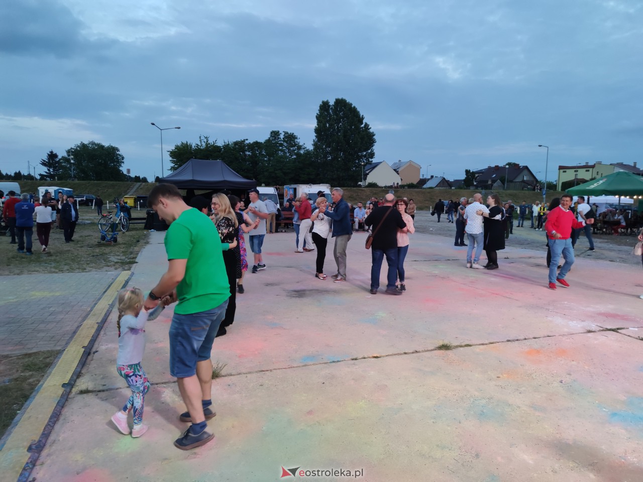 Koncert i potańcówka na plaży miejskiej [17.06.2023] - zdjęcie #1 - eOstroleka.pl