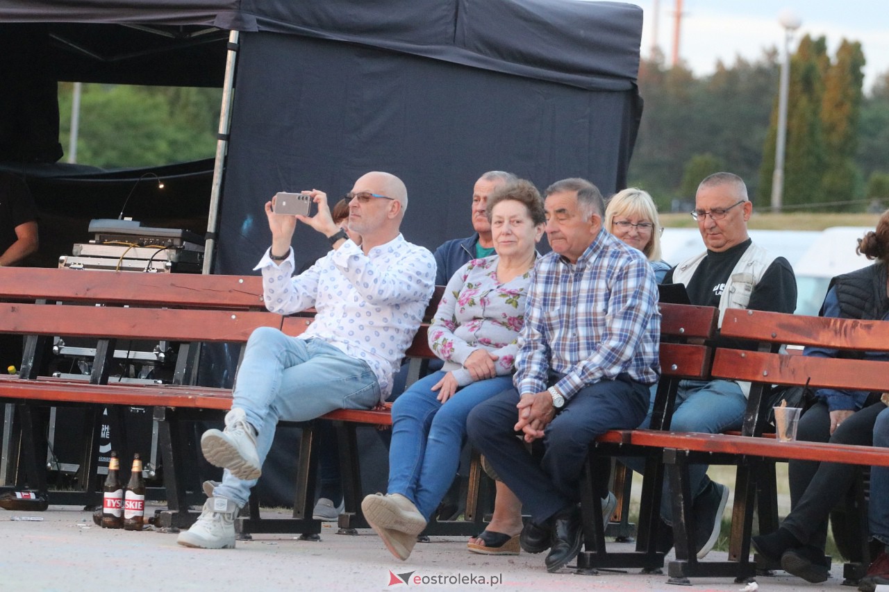Koncert i potańcówka na plaży miejskiej [17.06.2023] - zdjęcie #64 - eOstroleka.pl
