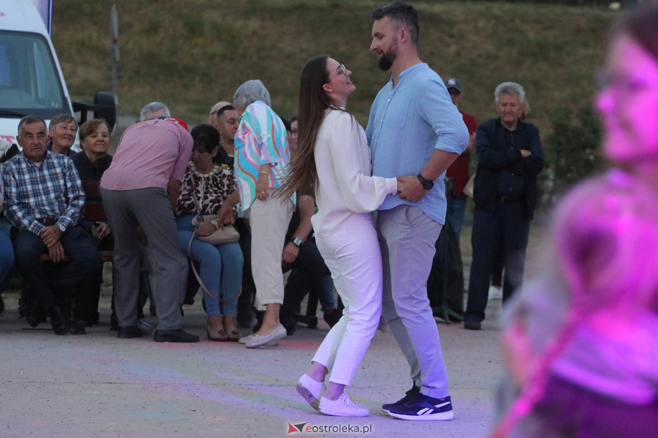 Koncert i potańcówka na plaży miejskiej [17.06.2023] - zdjęcie #36 - eOstroleka.pl