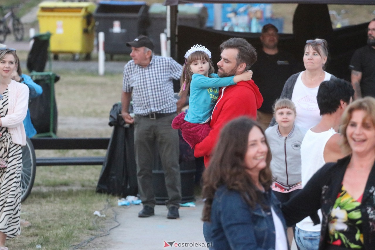 Koncert i potańcówka na plaży miejskiej [17.06.2023] - zdjęcie #14 - eOstroleka.pl