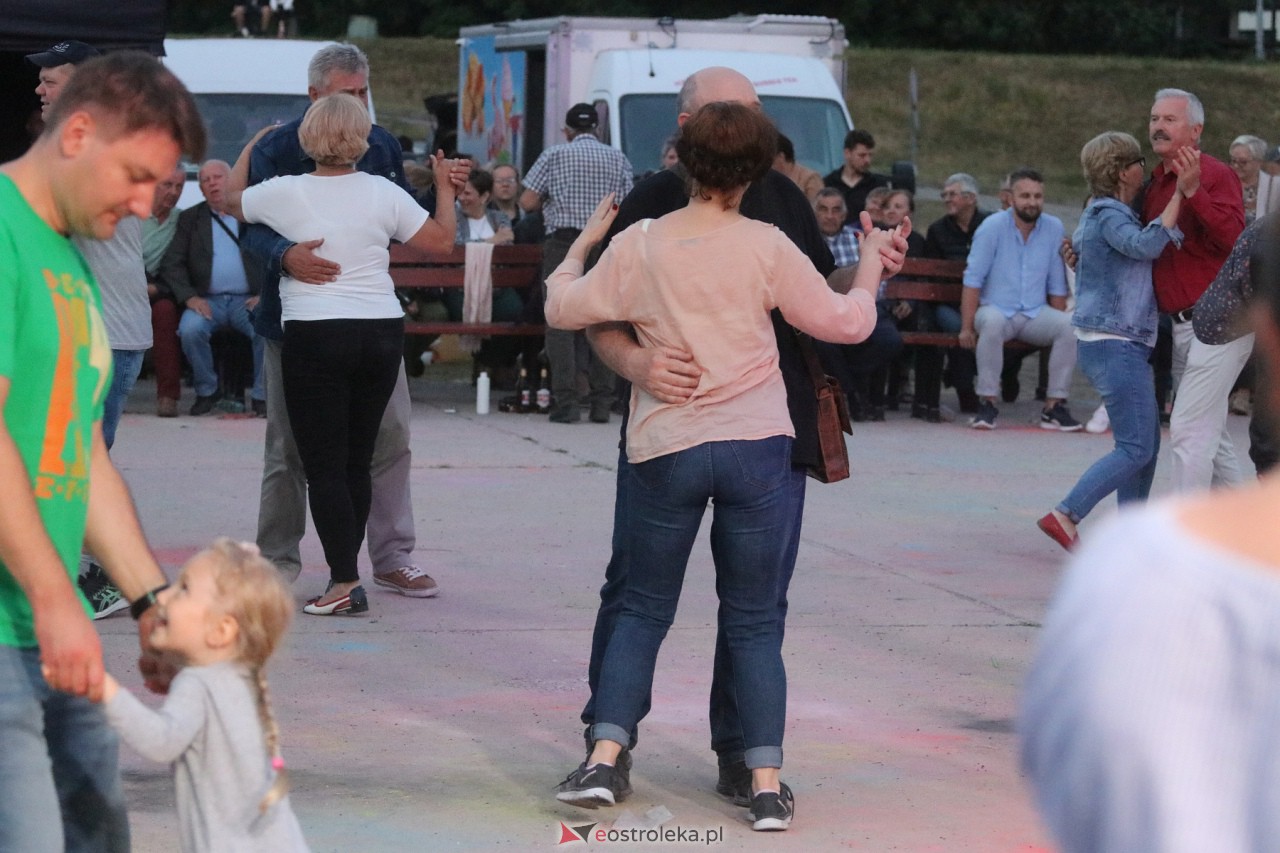 Koncert i potańcówka na plaży miejskiej [17.06.2023] - zdjęcie #9 - eOstroleka.pl