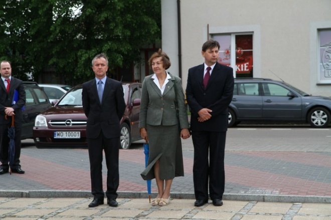 Marsz ku czci Rotmistrza Pileckiego 13-05-2011 - zdjęcie #17 - eOstroleka.pl