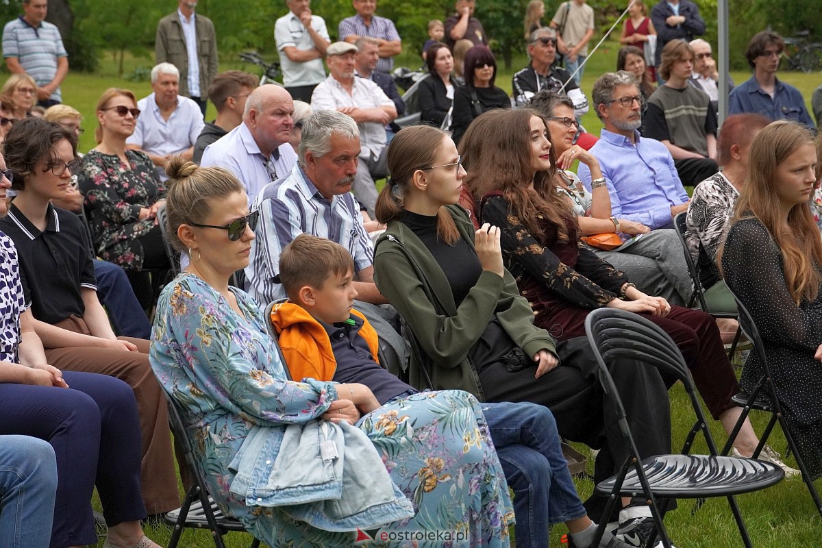 „Chopin en Vacances” - Koncert utworów Fryderyka Chopina w Susku Starym [18.06.2023] - zdjęcie #40 - eOstroleka.pl