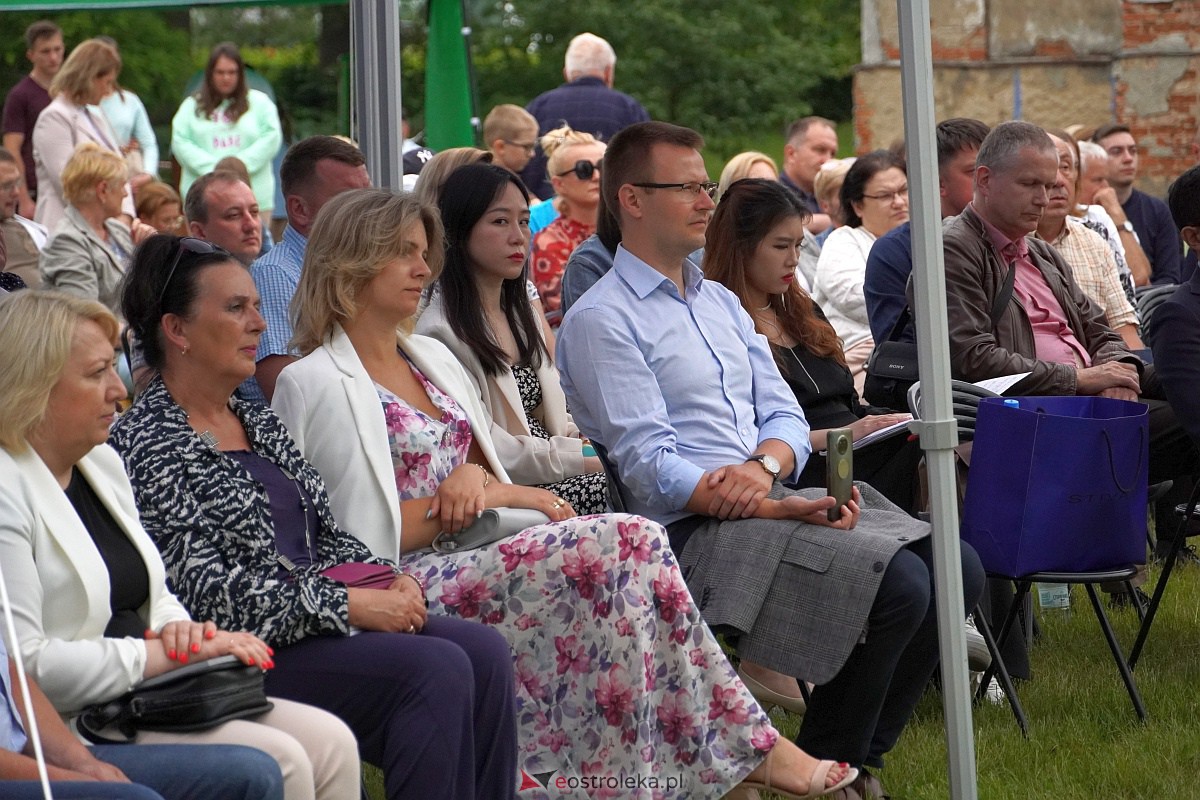 „Chopin en Vacances” - Koncert utworów Fryderyka Chopina w Susku Starym [18.06.2023] - zdjęcie #38 - eOstroleka.pl