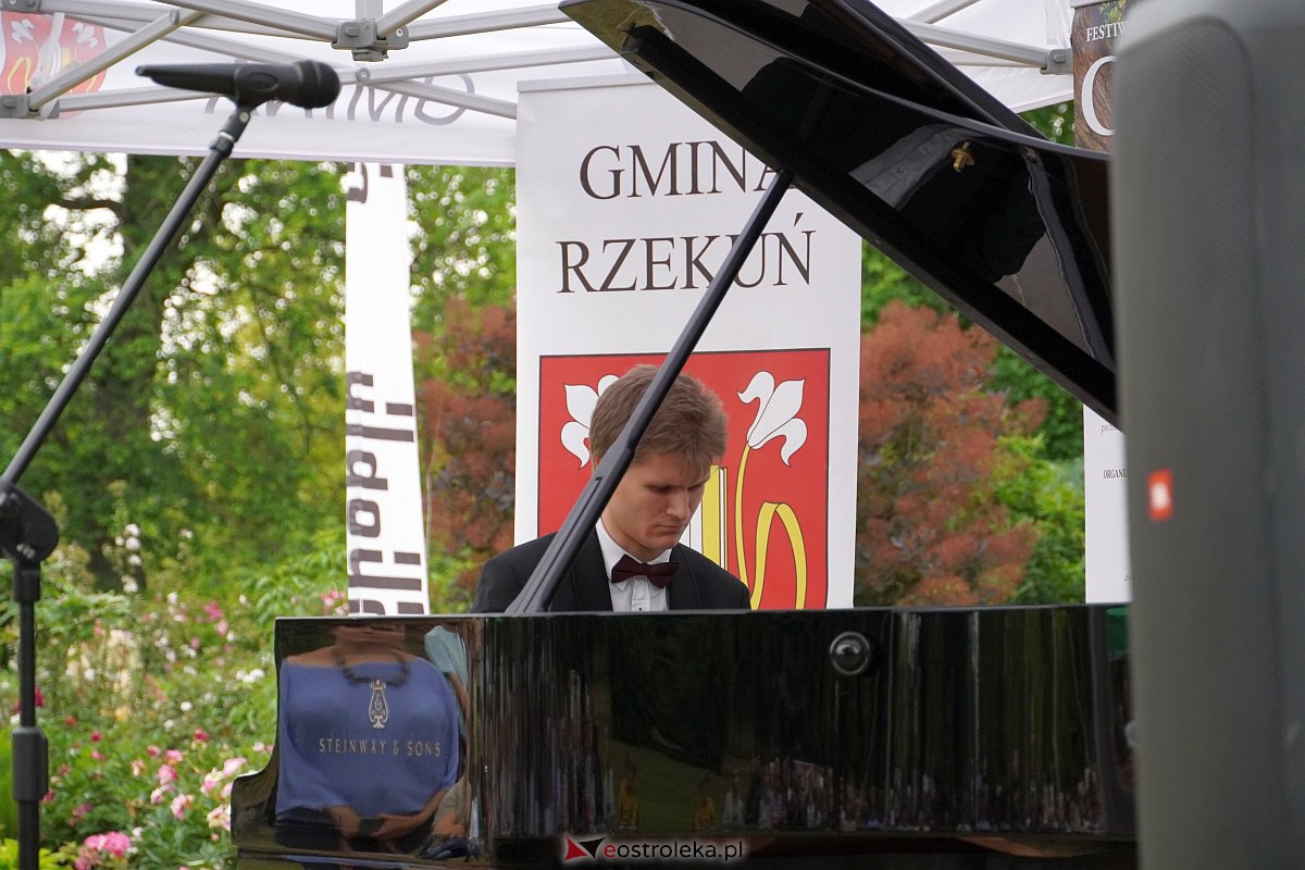 „Chopin en Vacances” - Koncert utworów Fryderyka Chopina w Susku Starym [18.06.2023] - zdjęcie #27 - eOstroleka.pl