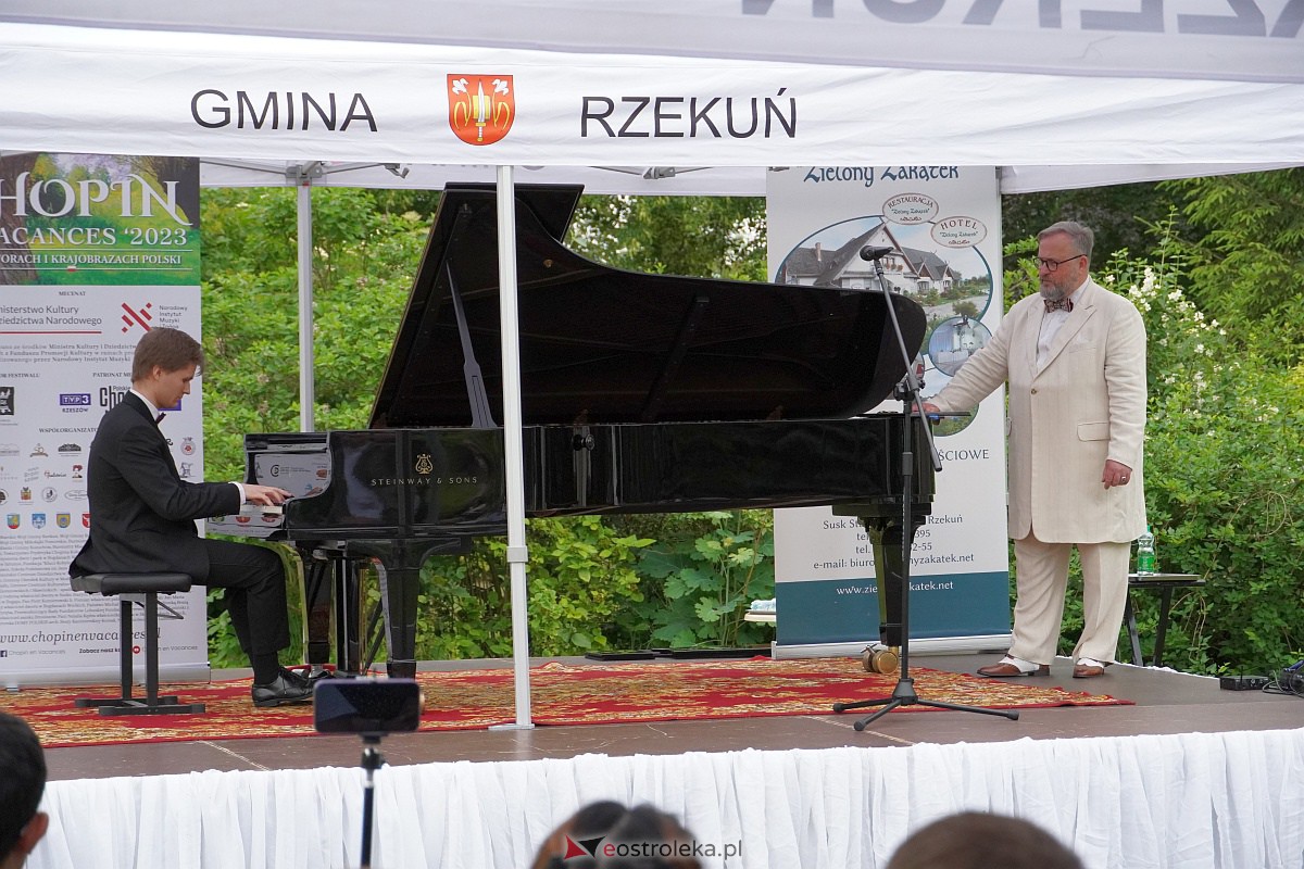 „Chopin en Vacances” - Koncert utworów Fryderyka Chopina w Susku Starym [18.06.2023] - zdjęcie #18 - eOstroleka.pl