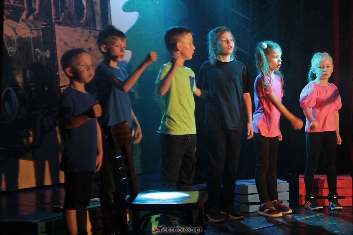 “Niewidzialni” zachwycili publikę humorystycznymi spektaklami z przesłaniem [18.06.2023] - zdjęcie #22 - eOstroleka.pl