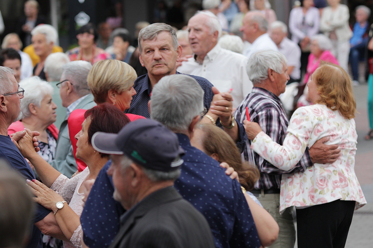 Szał na potańcówce z DJ Wiką w Ostrołęce [18.06.2023] - zdjęcie #18 - eOstroleka.pl
