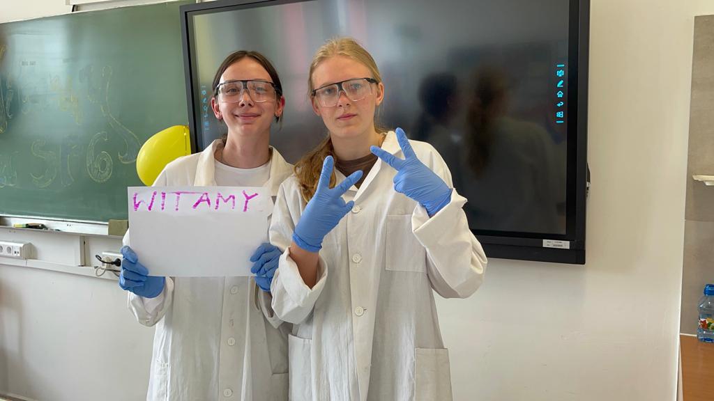 Dzień Nauki i efektowne eksperymenty w “szóstce” [19.06.2023] - zdjęcie #18 - eOstroleka.pl