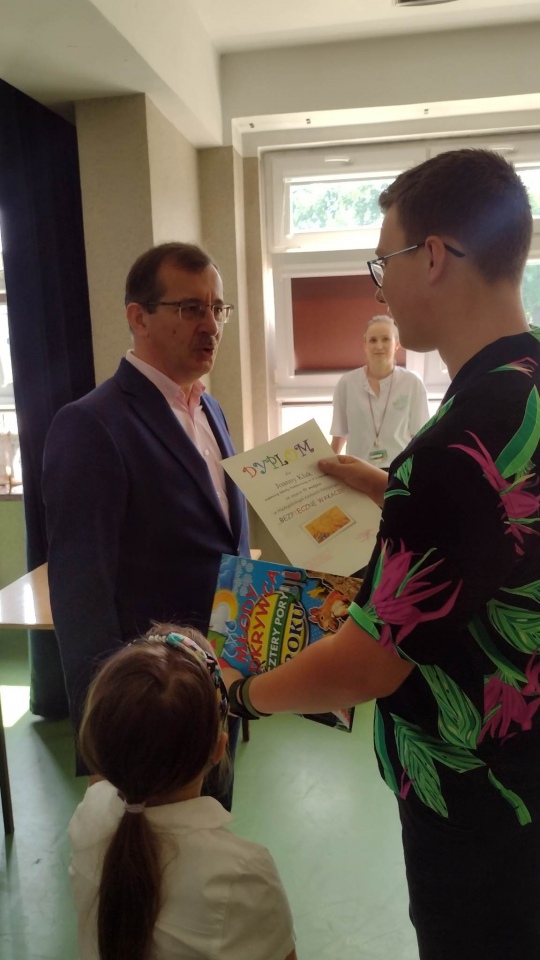 BEZPIECZNE WAKACJE – Międzyszkolny konkurs rozstrzygnięty! - zdjęcie #3 - eOstroleka.pl