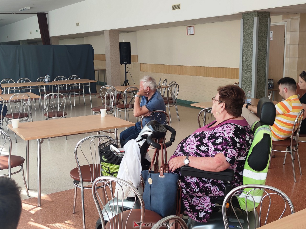 Spotkanie z policją na osiedlu Starosty Kosa [20.06.2023] - zdjęcie #3 - eOstroleka.pl