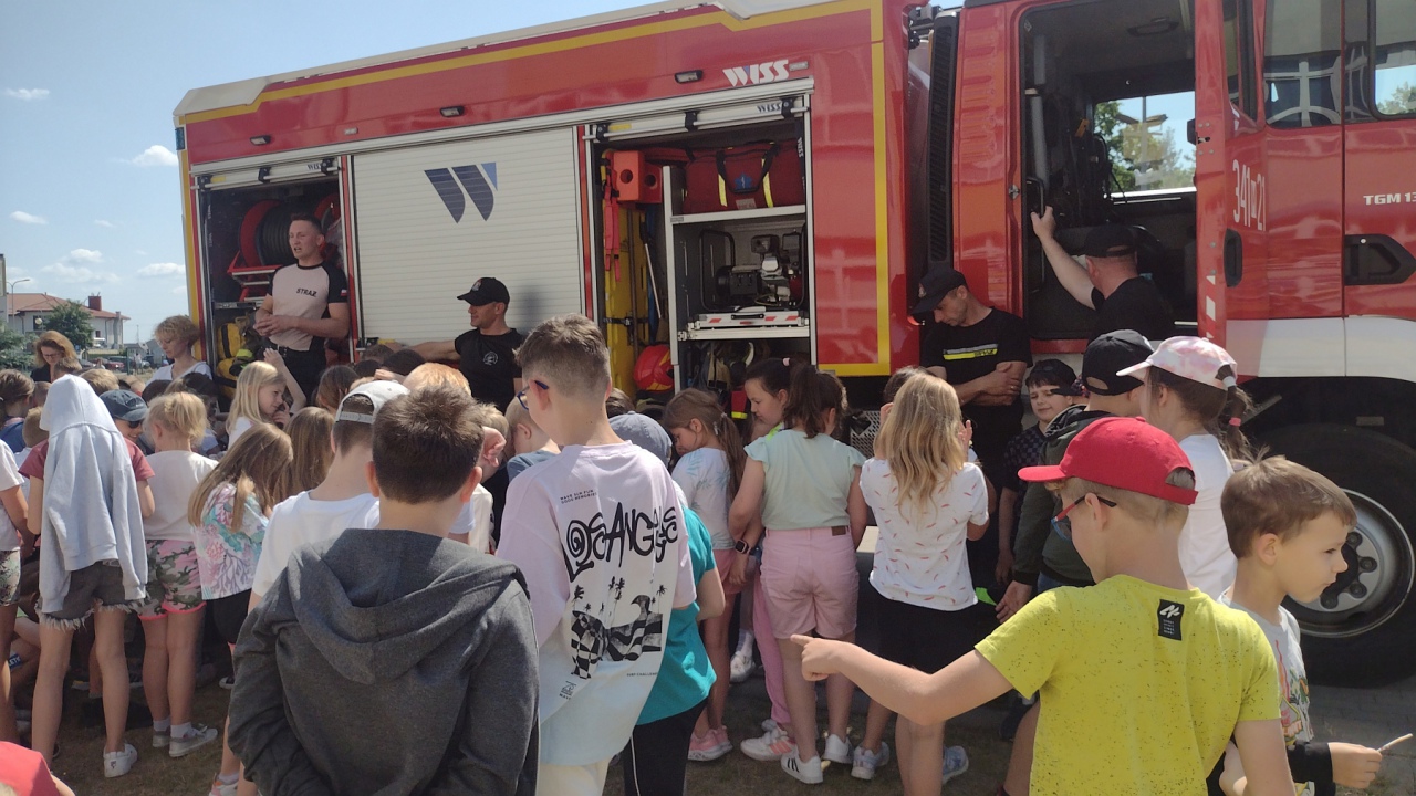 Bezpieczne wakacje z Szkole Podstawowej nr 10 - zdjęcie #13 - eOstroleka.pl