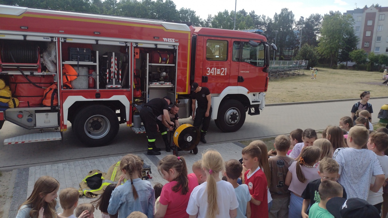Bezpieczne wakacje z Szkole Podstawowej nr 10 - zdjęcie #11 - eOstroleka.pl