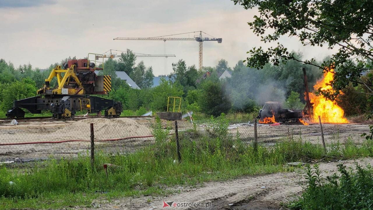 Pożar przy Cieplińskiego [21.06.2023] - zdjęcie #4 - eOstroleka.pl
