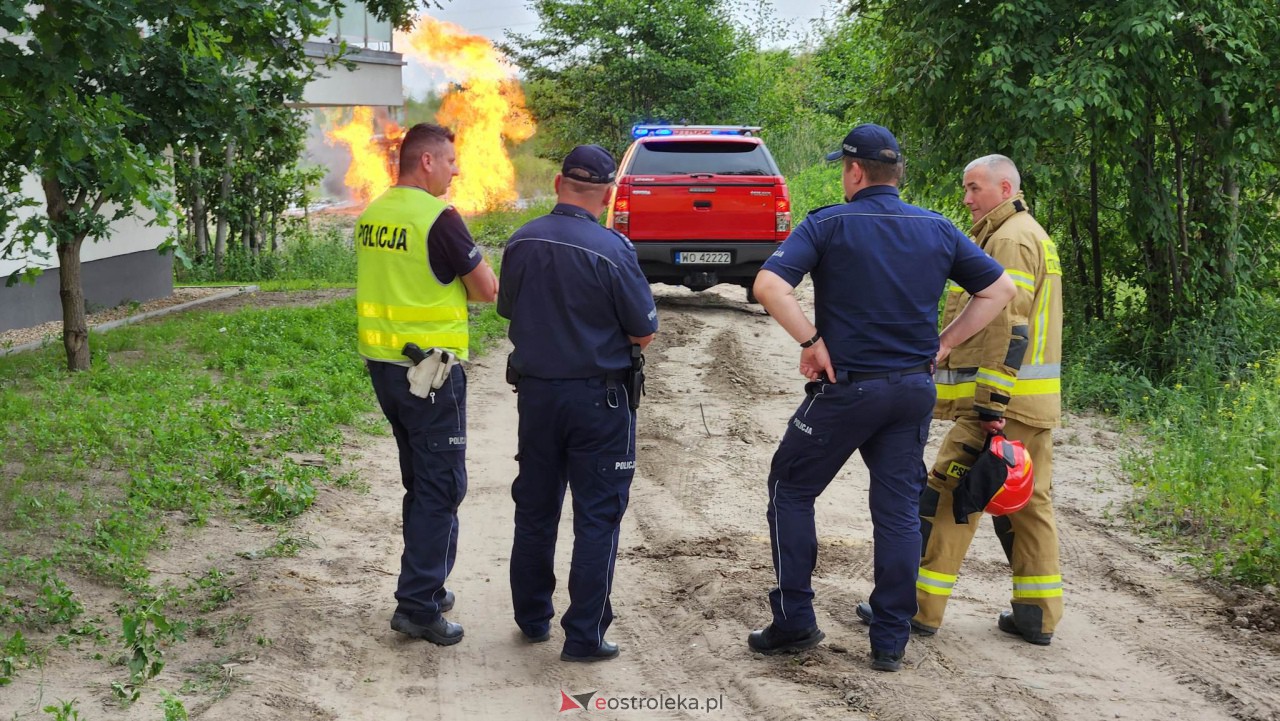 Pożar przy Cieplińskiego [21.06.2023] - zdjęcie #9 - eOstroleka.pl