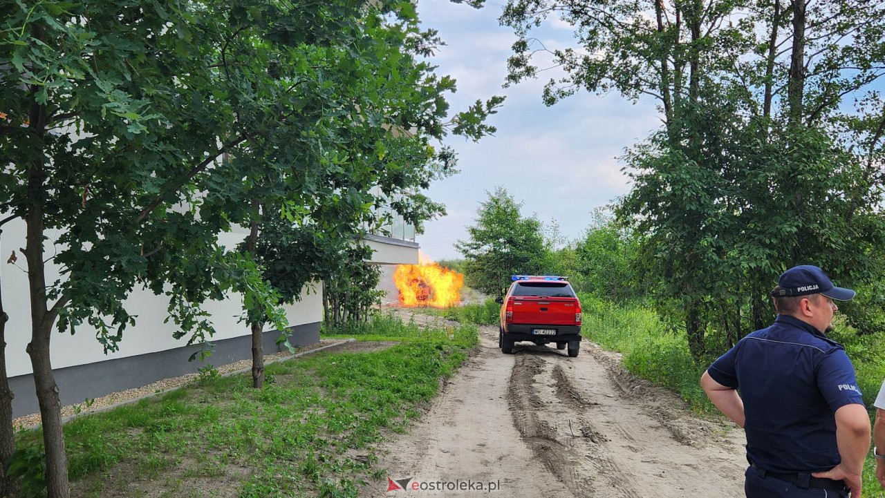 Pożar przy Cieplińskiego [21.06.2023] - zdjęcie #13 - eOstroleka.pl