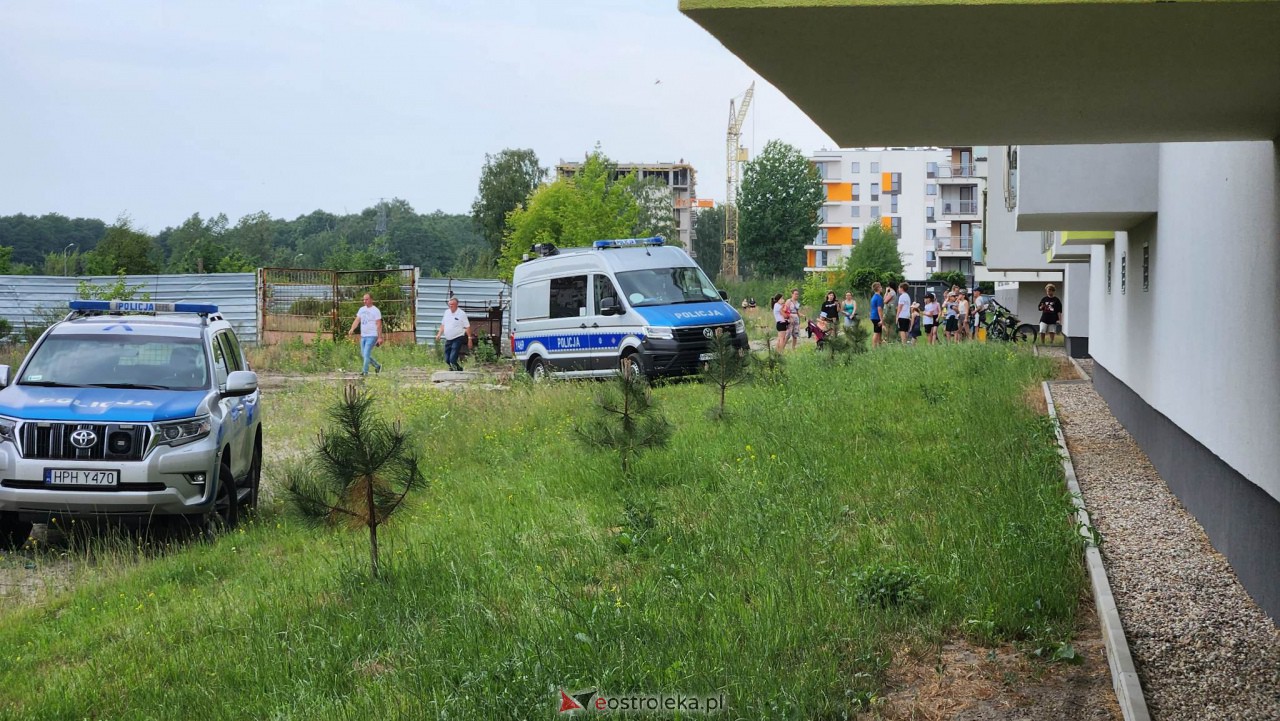 Pożar przy Cieplińskiego [21.06.2023] - zdjęcie #17 - eOstroleka.pl