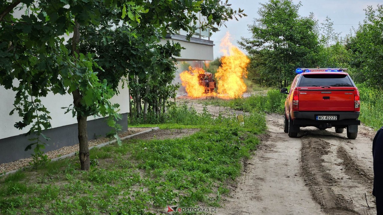 Pożar przy Cieplińskiego [21.06.2023] - zdjęcie #15 - eOstroleka.pl