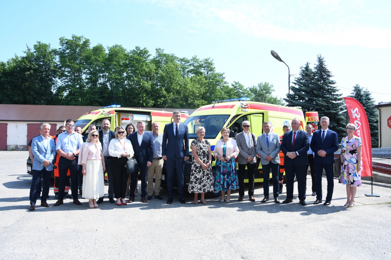 Karetki dla ostrołęckiego Meditransu - zdjęcie #8 - eOstroleka.pl