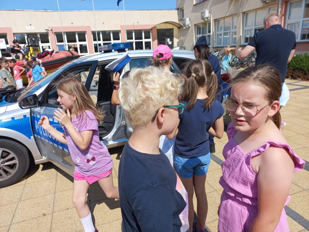 Akcja “Bezpieczne Lato” w ostrołęckiej piątce [21.06.2023] - zdjęcie #7 - eOstroleka.pl