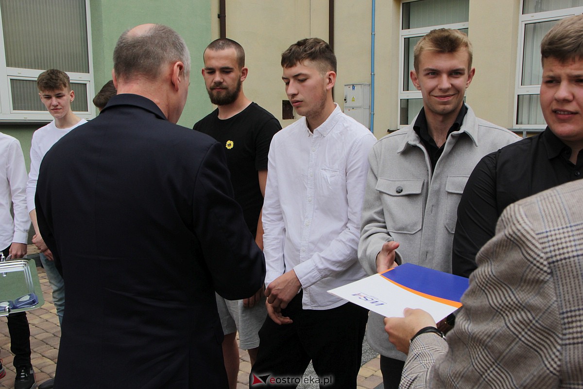 Zakończenie roku szkolnego 2022/23 w Ostrołęce [23.06.2023] - zdjęcie #41 - eOstroleka.pl