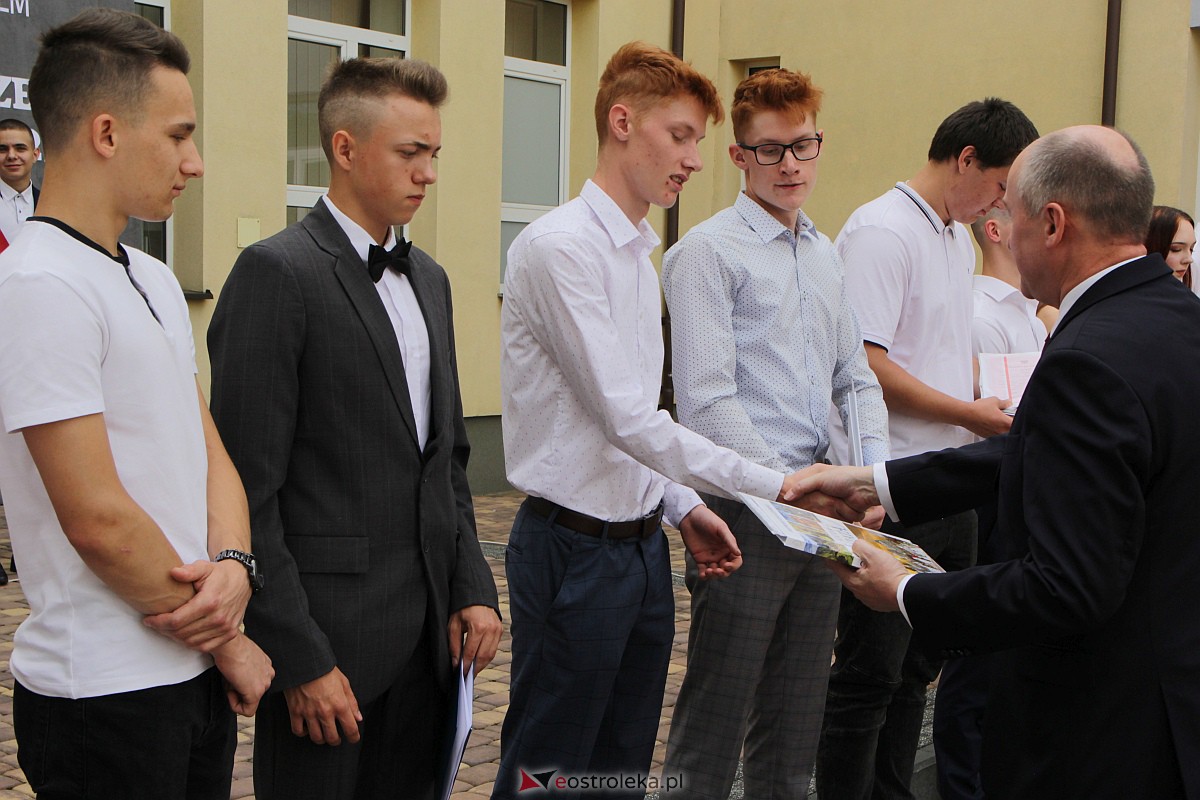 Zakończenie roku szkolnego 2022/23 w Ostrołęce [23.06.2023] - zdjęcie #25 - eOstroleka.pl