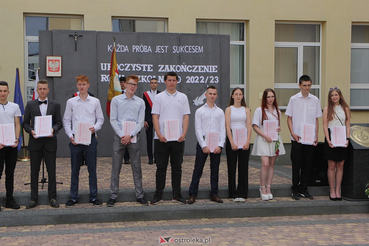 Zakończenie roku szkolnego 2022/23 w Ostrołęce [23.06.2023] - zdjęcie #7 - eOstroleka.pl