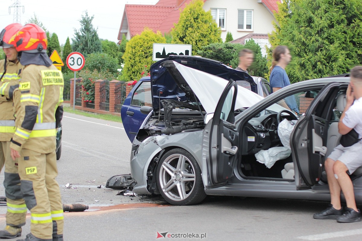 Wypadek w Czarnowcu [23.06.2023] - zdjęcie #5 - eOstroleka.pl