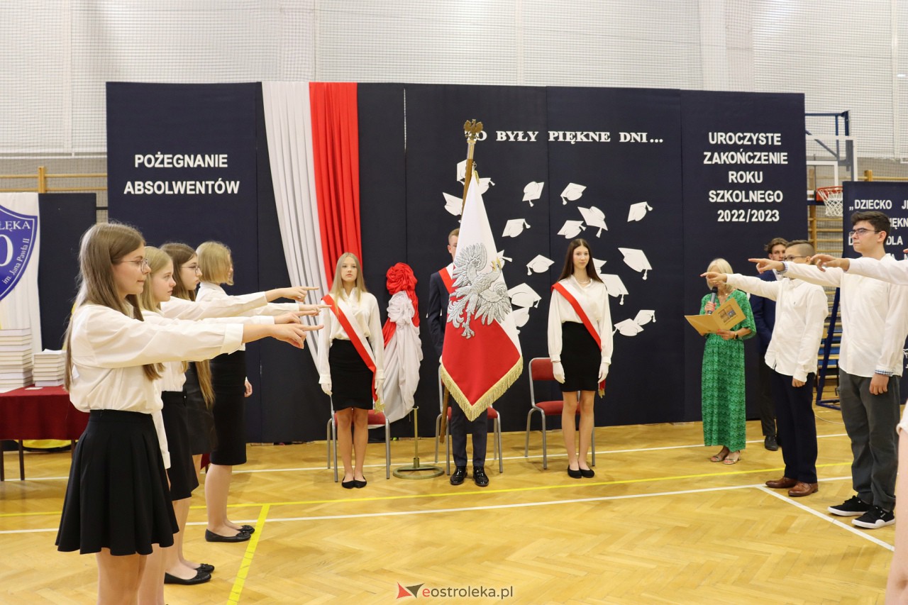 Zakończenie roku szkolnego w Szkole Podstawowej nr 10 w Ostrołęce [23.06.2023] - zdjęcie #8 - eOstroleka.pl