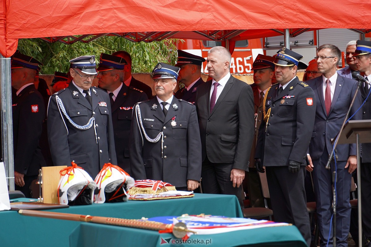 100-lecie OSP Brodowe Łąki. Jednostka otrzymała sztandar [24.06.2023] - zdjęcie #114 - eOstroleka.pl