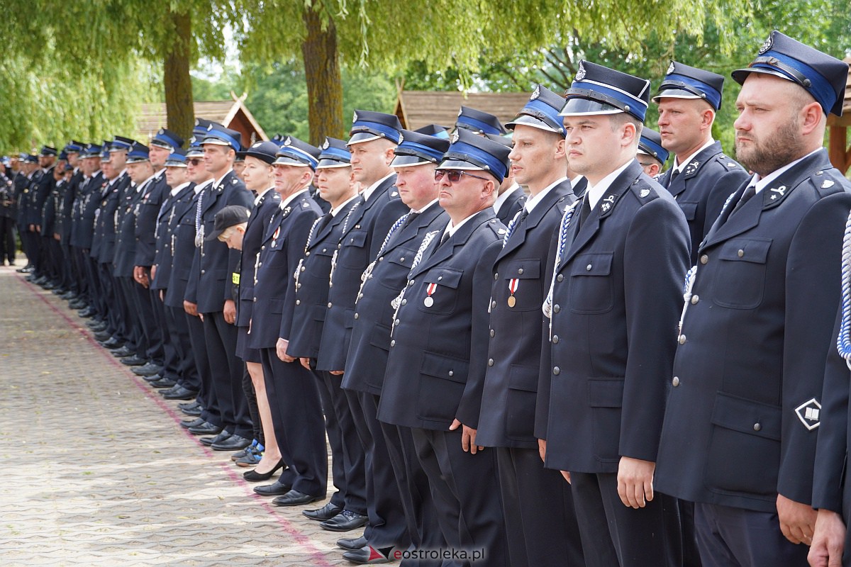 100-lecie OSP Brodowe Łąki. Jednostka otrzymała sztandar [24.06.2023] - zdjęcie #103 - eOstroleka.pl