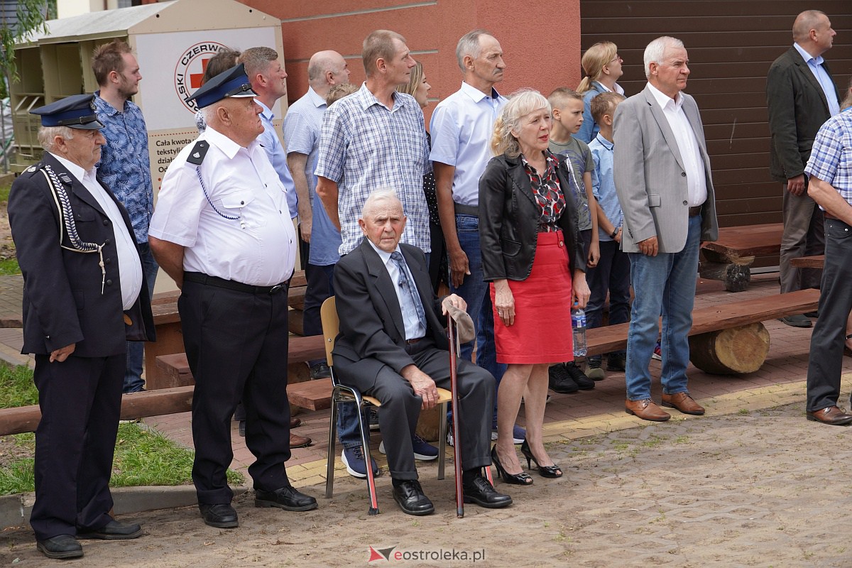 100-lecie OSP Brodowe Łąki. Jednostka otrzymała sztandar [24.06.2023] - zdjęcie #99 - eOstroleka.pl