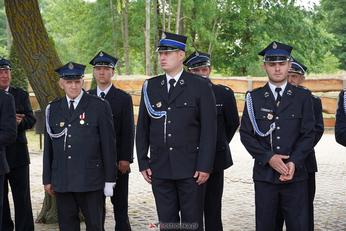 100-lecie OSP Brodowe Łąki. Jednostka otrzymała sztandar [24.06.2023] - zdjęcie #86 - eOstroleka.pl
