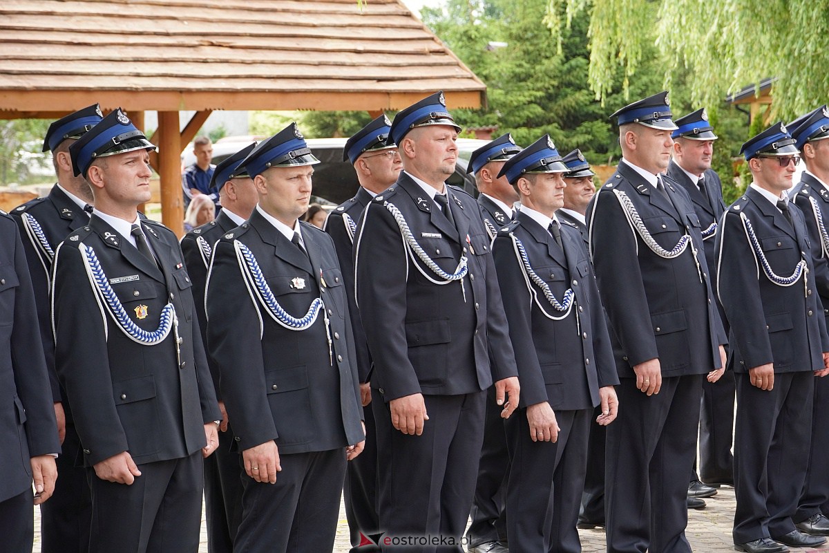 100-lecie OSP Brodowe Łąki. Jednostka otrzymała sztandar [24.06.2023] - zdjęcie #83 - eOstroleka.pl