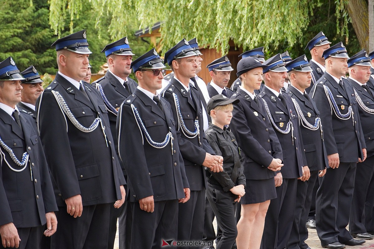 100-lecie OSP Brodowe Łąki. Jednostka otrzymała sztandar [24.06.2023] - zdjęcie #82 - eOstroleka.pl