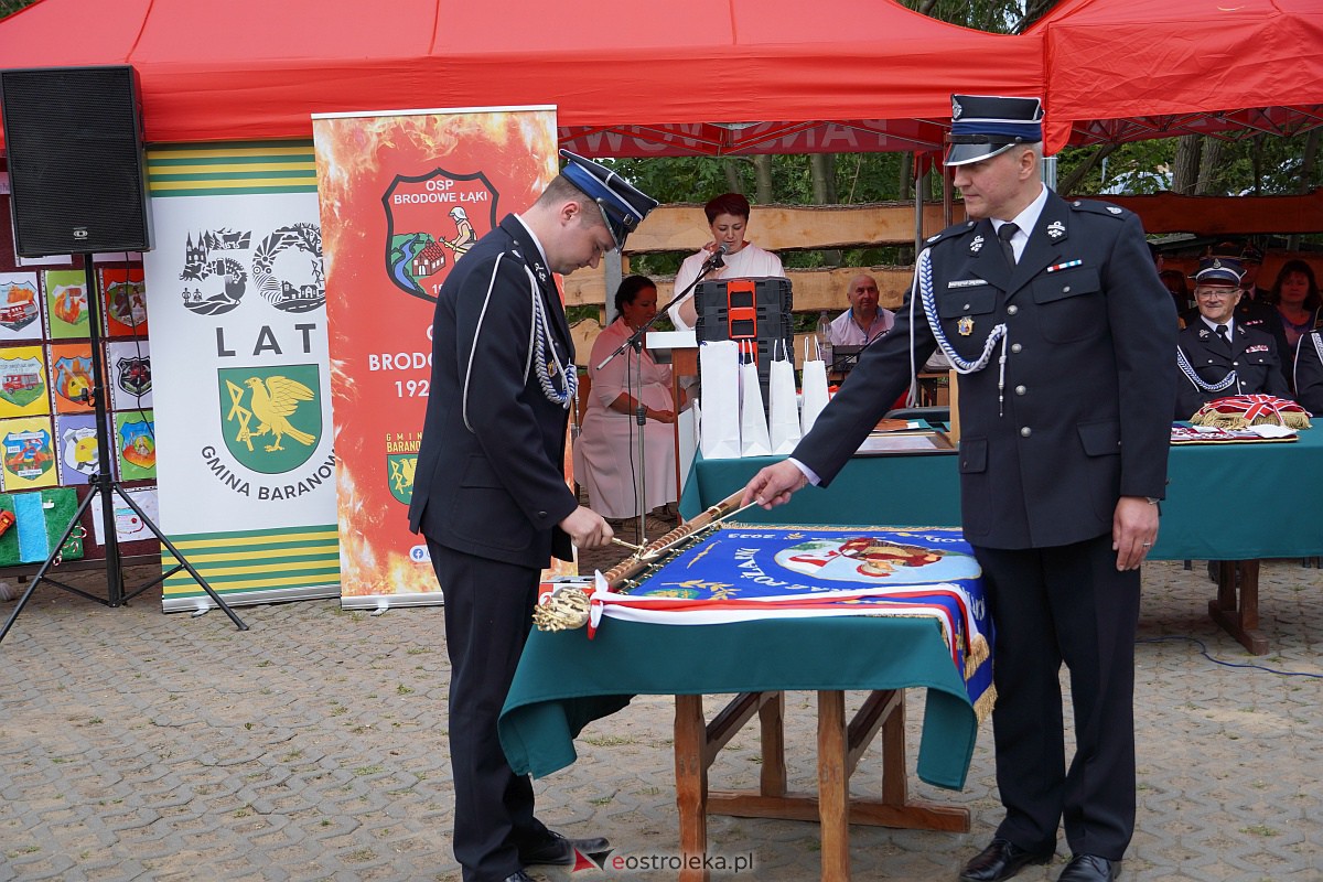 100-lecie OSP Brodowe Łąki. Jednostka otrzymała sztandar [24.06.2023] - zdjęcie #67 - eOstroleka.pl