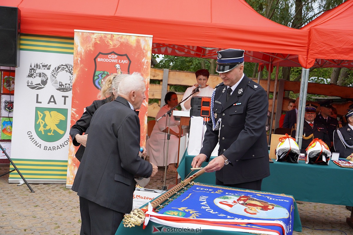 100-lecie OSP Brodowe Łąki. Jednostka otrzymała sztandar [24.06.2023] - zdjęcie #58 - eOstroleka.pl