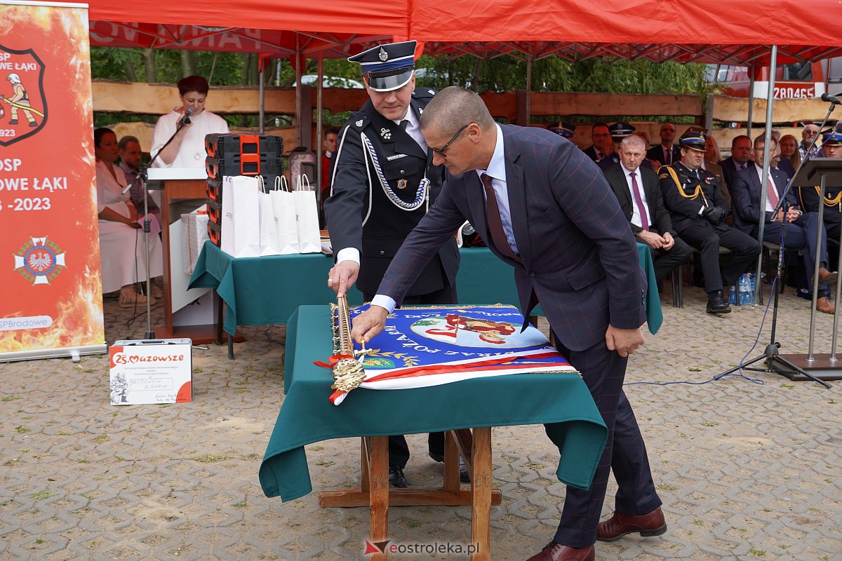 100-lecie OSP Brodowe Łąki. Jednostka otrzymała sztandar [24.06.2023] - zdjęcie #56 - eOstroleka.pl